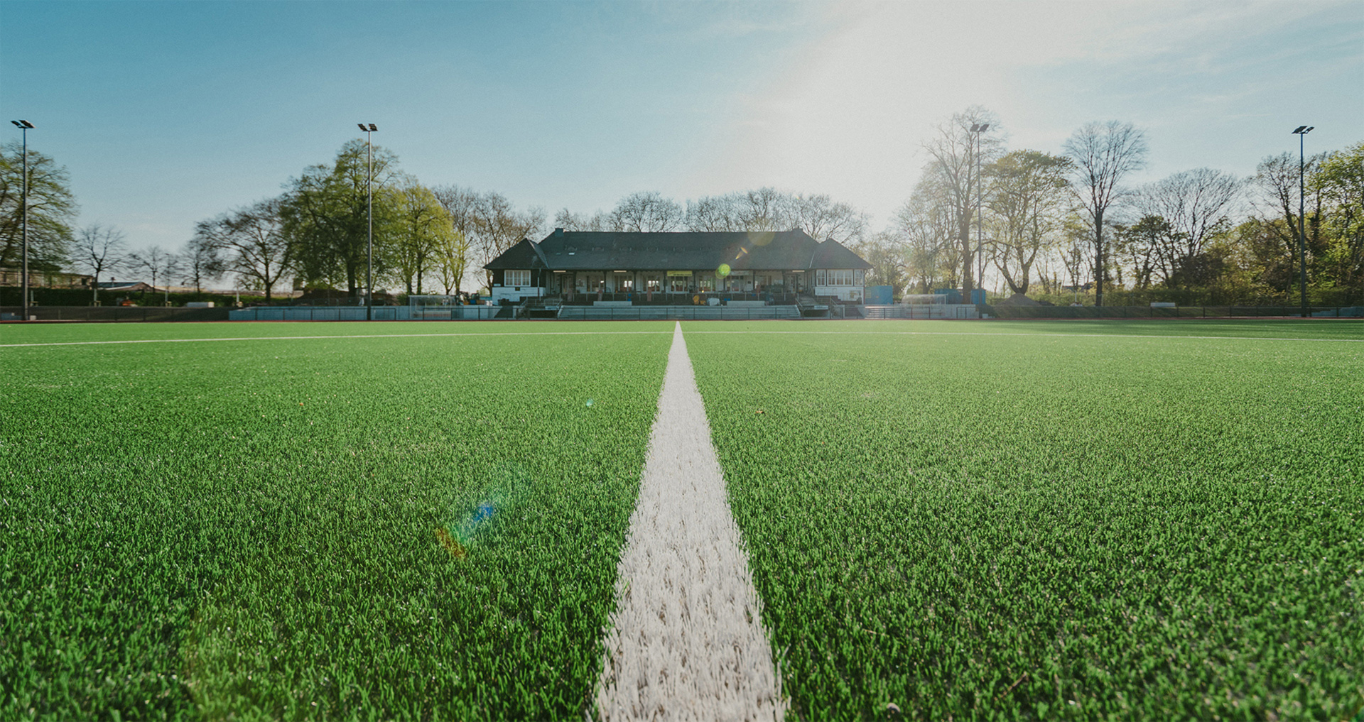 Sportanlage des CSV Marathon Krefeld -Fußball Foto von der Bezirkssportanlage Gladbacher Straße 601 in Krefeld